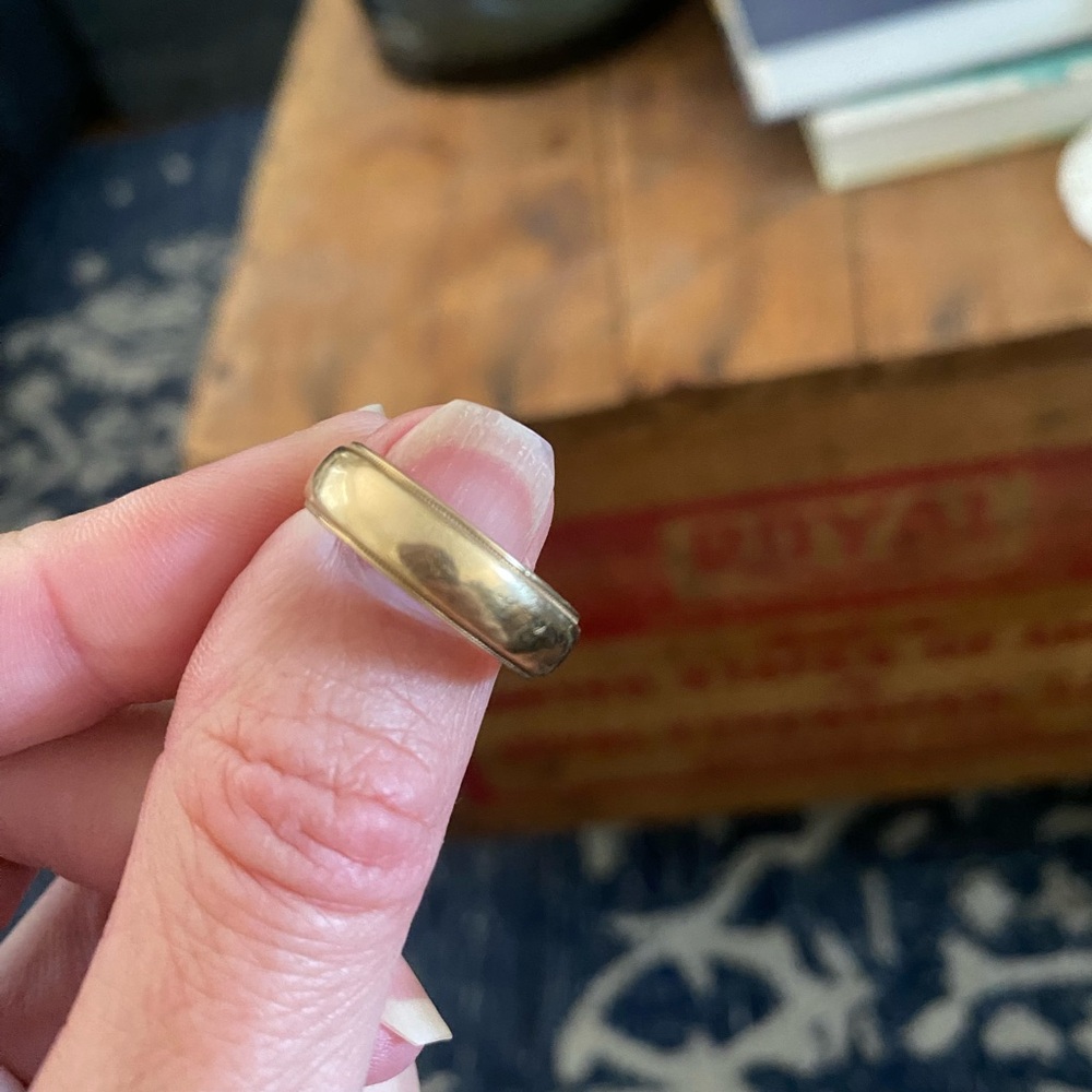 SOLD 14k vintage Gold Band Ring